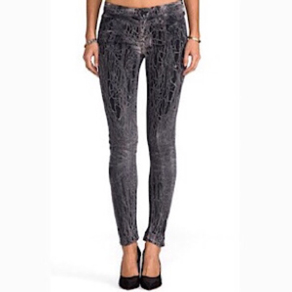 “Like New” MOTHER The Looker Jean